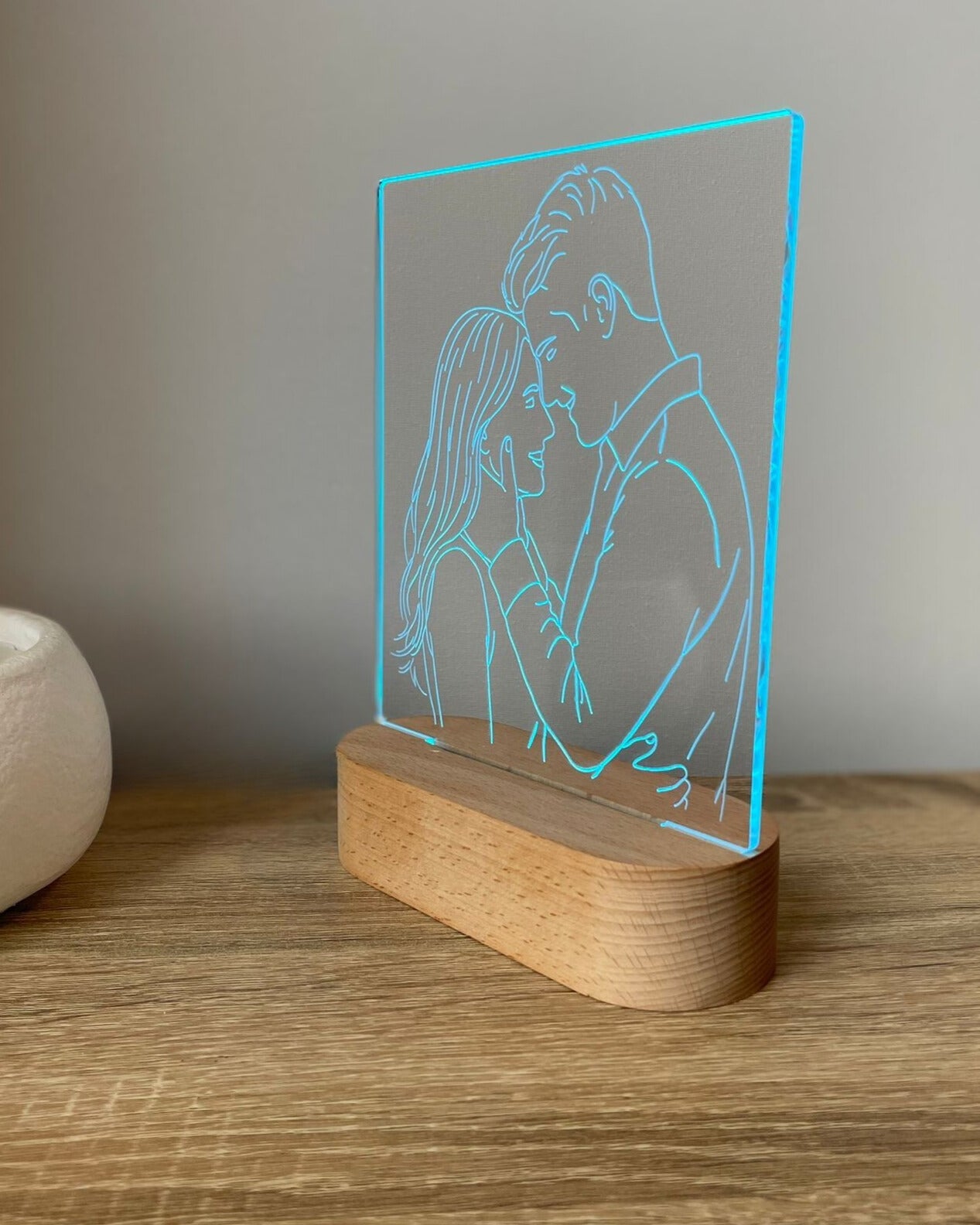 AuraLine™ — Lampe Line Art